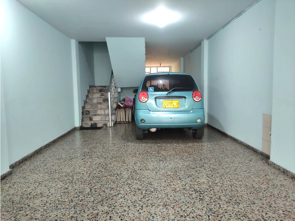 Casa en venta en Santa Isabel, Bogotá · foto 3 de 24