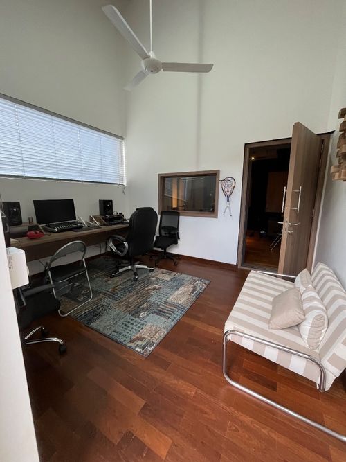 Casa de 4 alcobas en venta en Vilachuaga, Rionegro, 470 m² · foto 2 de 22