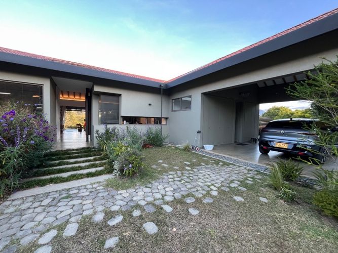 Casa de 4 alcobas en venta en Vilachuaga, Rionegro, 470 m² · foto 4 de 22