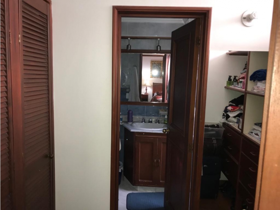 Casa en venta en Gratamira, Bogotá · foto 12 de 23