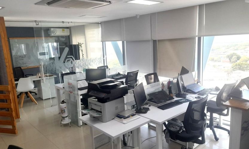 Oficina en venta en Manga, Cartagena, 50 m² · foto 2 de 10
