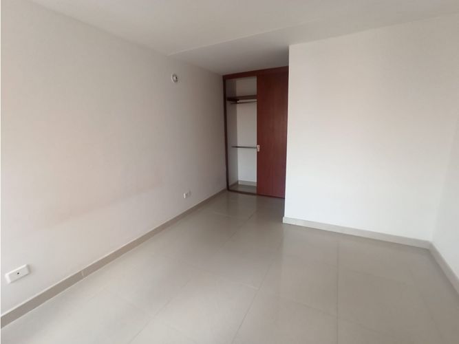 Apartamento de 3 alcobas en venta en Zona Centro, Madrid, 66 m² · foto 10 de 23
