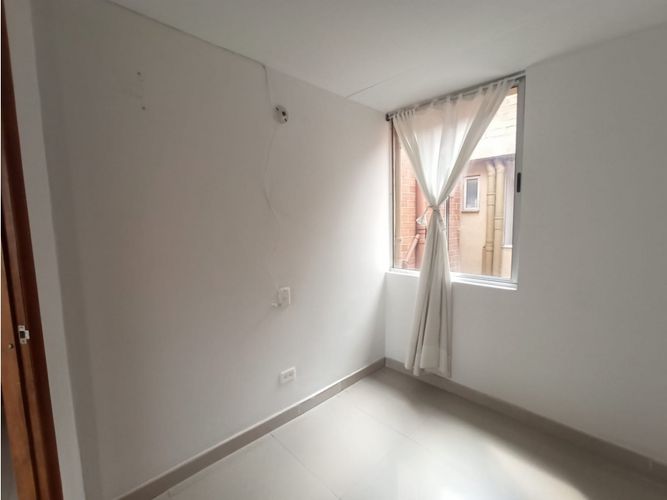 Apartamento de 3 alcobas en venta en Zona Centro, Madrid, 66 m² · foto 11 de 23