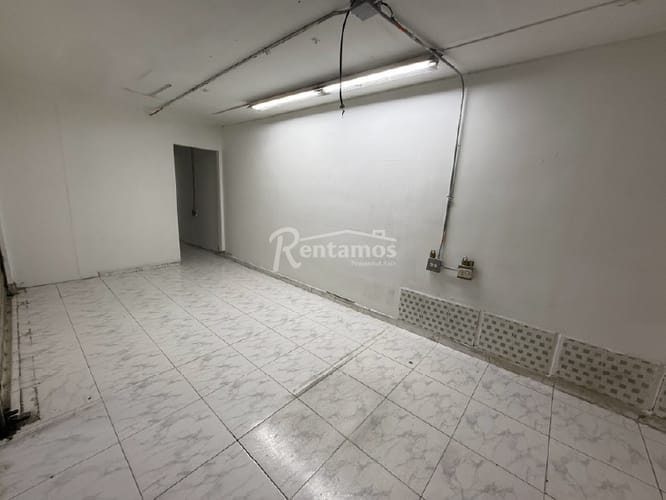 Local en arriendo en La Candelaria, Medellín, 80 m² · foto 3 de 21