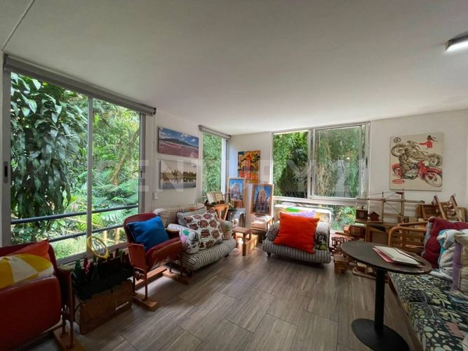 Apartamento de 1 alcoba en venta en El Poblado, Medellín, 89 m² · foto 10 de 11