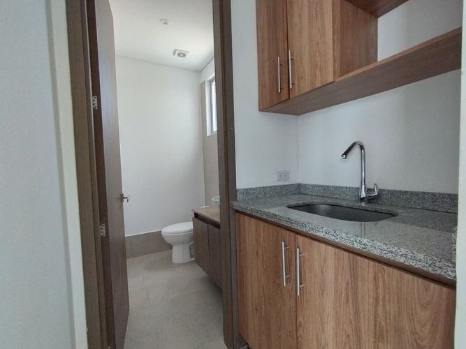 Oficina en arriendo en Bocagrande, Cartagena, 70 m² · foto 6 de 11