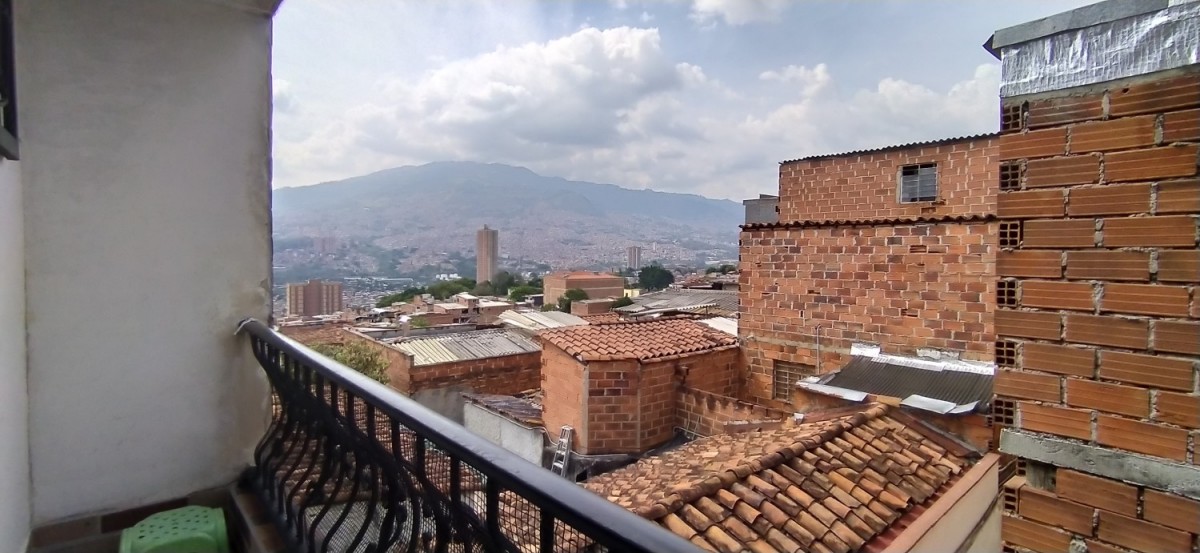 Apartamento en venta en Campo Valdes No.1, Medellín · foto 4 de 20