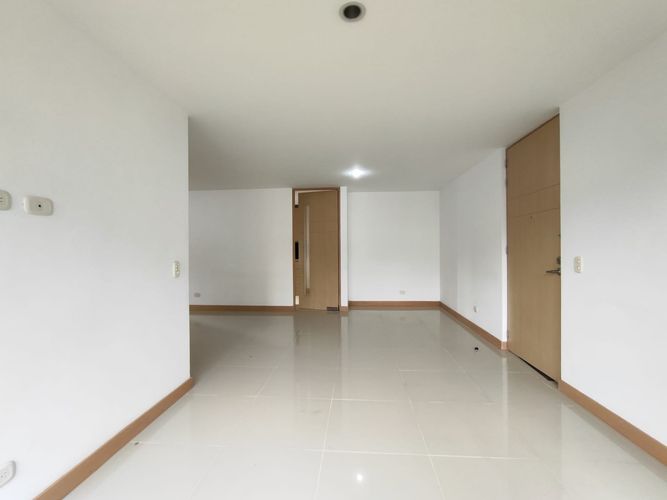 Apartamento de 3 alcobas en arriendo en Camino Verde, Envigado, 96 m² · foto 7 de 24