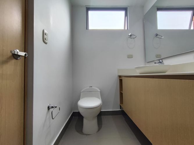 Apartamento de 3 alcobas en arriendo en Camino Verde, Envigado, 96 m² · foto 14 de 24