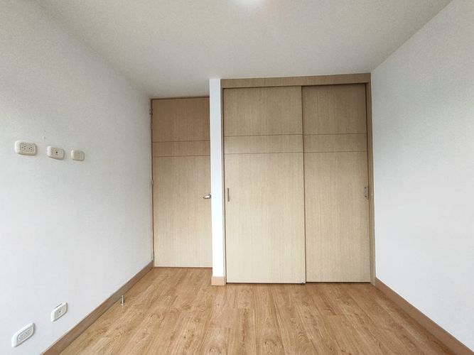Apartamento de 3 alcobas en arriendo en Camino Verde, Envigado, 96 m² · foto 11 de 24