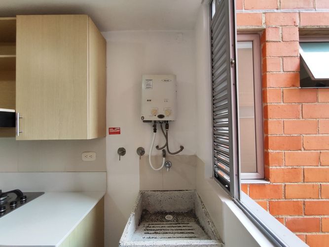 Apartamento de 3 alcobas en arriendo en Camino Verde, Envigado, 96 m² · foto 23 de 24
