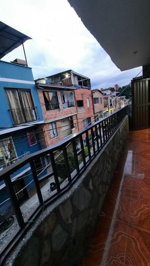 Edificio en venta en Villa Lia, Itagüí, 150 m² · foto 9 de 24
