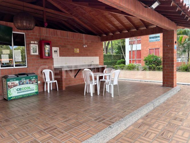 Apartamento de 3 alcobas en venta en Caney, Cali, 60 m² · foto 2 de 19