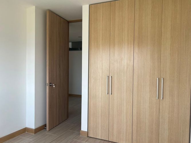 Apartamento de 3 alcobas en venta en El Poblado, Medellín, 94 m² · foto 6 de 15