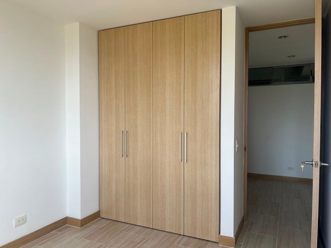 Apartamento de 3 alcobas en venta en El Poblado, Medellín, 94 m² · foto 9 de 15