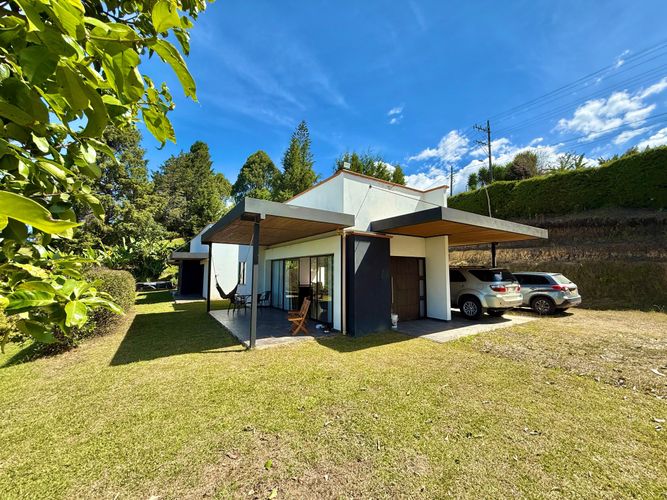 Casa de 4 alcobas en venta en Cuchillas De San Jose, Rionegro, 208 m² · foto 6 de 24