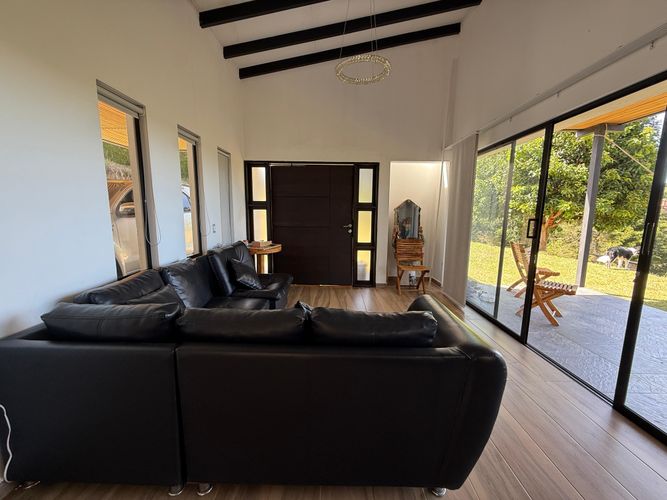 Casa de 4 alcobas en venta en Cuchillas De San Jose, Rionegro, 208 m² · foto 10 de 24