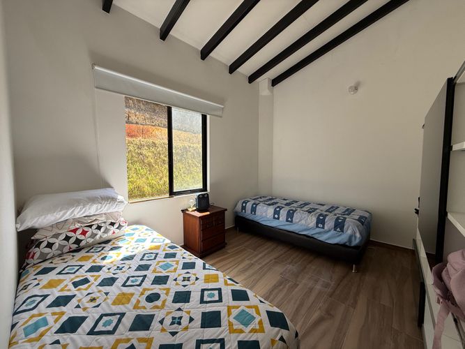 Casa de 4 alcobas en venta en Cuchillas De San Jose, Rionegro, 208 m² · foto 14 de 24