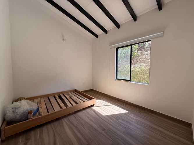 Casa de 4 alcobas en venta en Cuchillas De San Jose, Rionegro, 208 m² · foto 18 de 24
