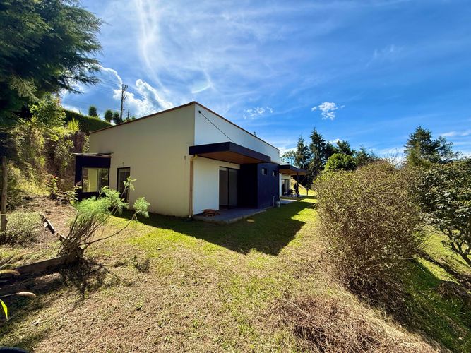 Casa de 4 alcobas en venta en Cuchillas De San Jose, Rionegro, 208 m² · foto 22 de 24