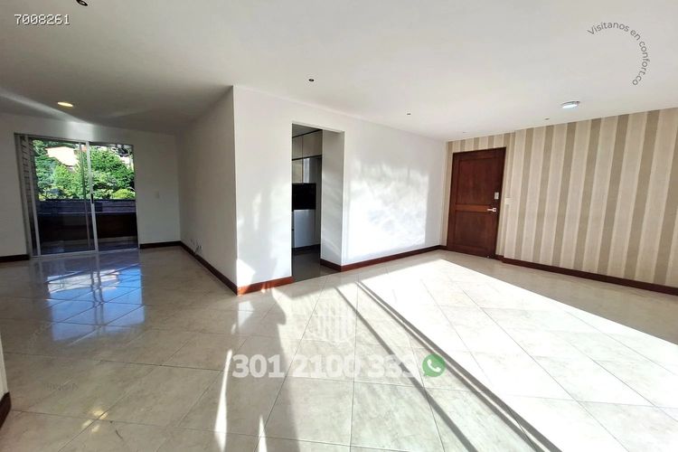 Apartamento de 3 alcobas en arriendo en Castropol, Medellín, 124 m² · foto 2 de 24