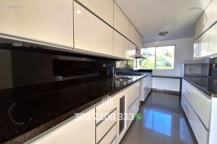 Apartamento de 3 alcobas en arriendo en Castropol, Medellín, 124 m² · foto 7 de 24