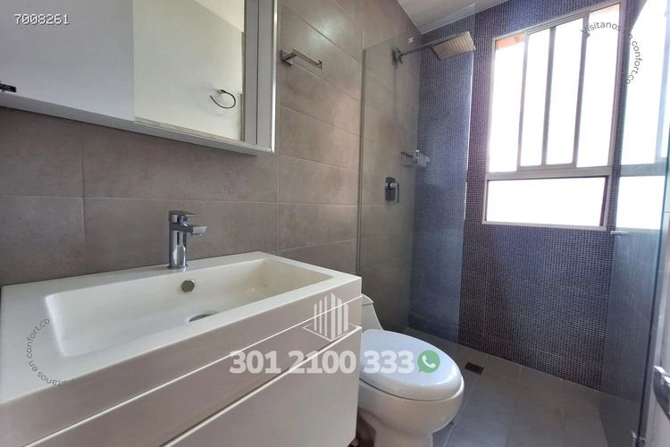 Apartamento de 3 alcobas en arriendo en Castropol, Medellín, 124 m² · foto 8 de 24