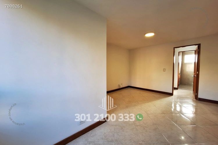 Apartamento de 3 alcobas en arriendo en Castropol, Medellín, 124 m² · foto 16 de 24
