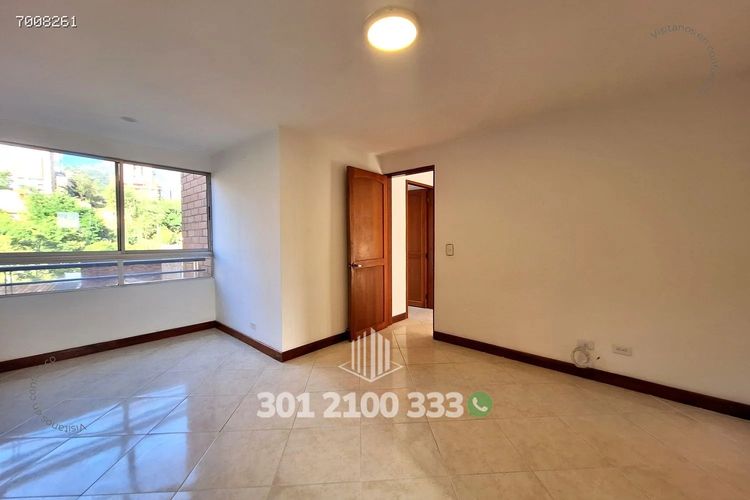 Apartamento de 3 alcobas en arriendo en Castropol, Medellín, 124 m² · foto 15 de 24