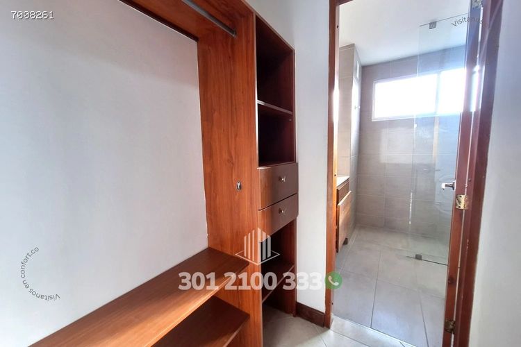 Apartamento de 3 alcobas en arriendo en Castropol, Medellín, 124 m² · foto 17 de 24