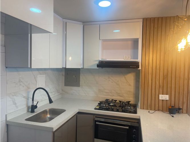Apartaestudio en venta en Chicó Navarra, Bogotá, 38 m² · foto 7 de 14