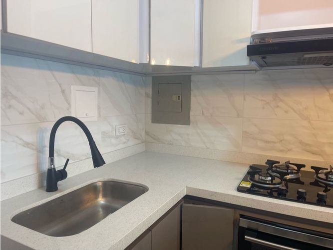 Apartaestudio en venta en Chicó Navarra, Bogotá, 38 m² · foto 8 de 14