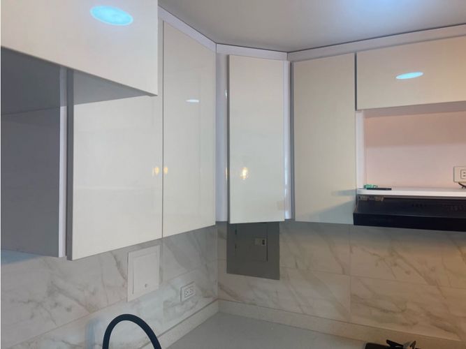 Apartaestudio en venta en Chicó Navarra, Bogotá, 38 m² · foto 9 de 14
