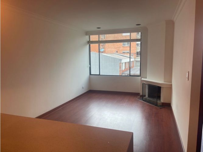 Apartaestudio en venta en Chicó Navarra, Bogotá, 38 m² · foto 12 de 14