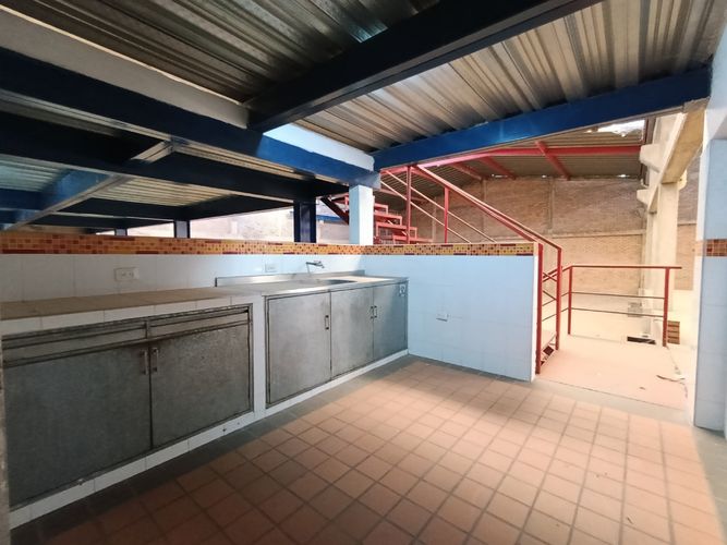 Bodega en arriendo en La Insula, Cúcuta, 787 m² · foto 6 de 15