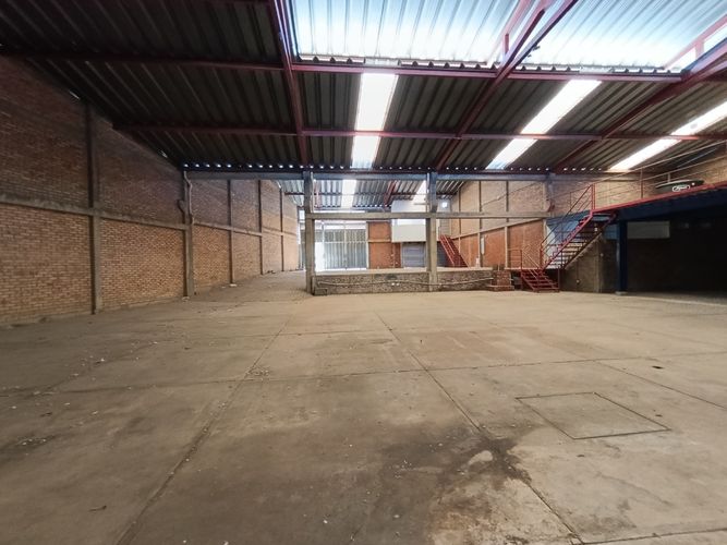 Bodega en arriendo en La Insula, Cúcuta, 787 m² · foto 12 de 15