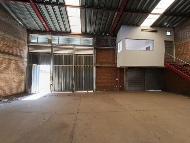 Bodega en arriendo en La Insula, Cúcuta, 787 m² · foto 15 de 15