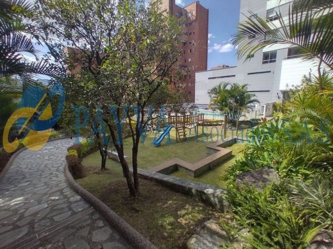 Apartamento de 2 alcobas en venta en El Poblado, Medellín, 97 m² · foto 17 de 20