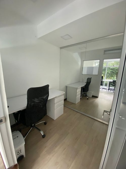 Oficina en arriendo en Castropol, Medellín, 100 m² · foto 5 de 7