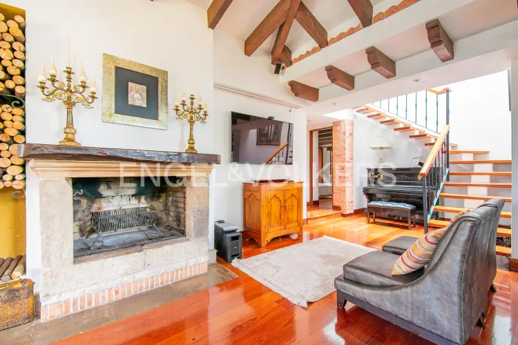 Casa de 3 alcobas en venta en Guaymaral, Bogotá, 330 m² · foto 2 de 20