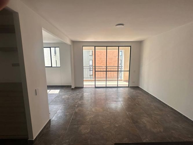 Apartamento de 2 alcobas en venta en Ciudad Pacífica, Cali, 82 m² · foto 6 de 18