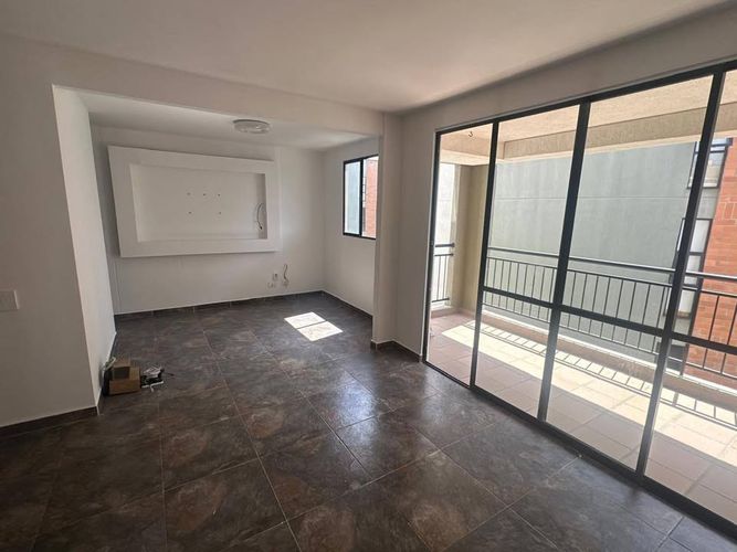 Apartamento de 2 alcobas en venta en Ciudad Pacífica, Cali, 82 m² · foto 8 de 18
