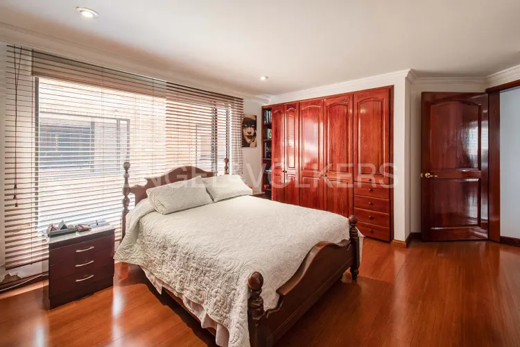 Apartamento en venta en Santa Barbara, Bogotá · foto 15 de 19