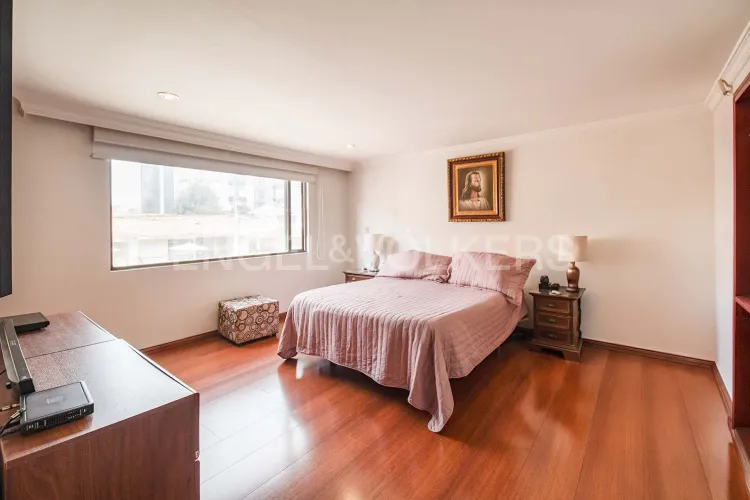 Apartamento en venta en Santa Barbara, Bogotá · foto 12 de 19
