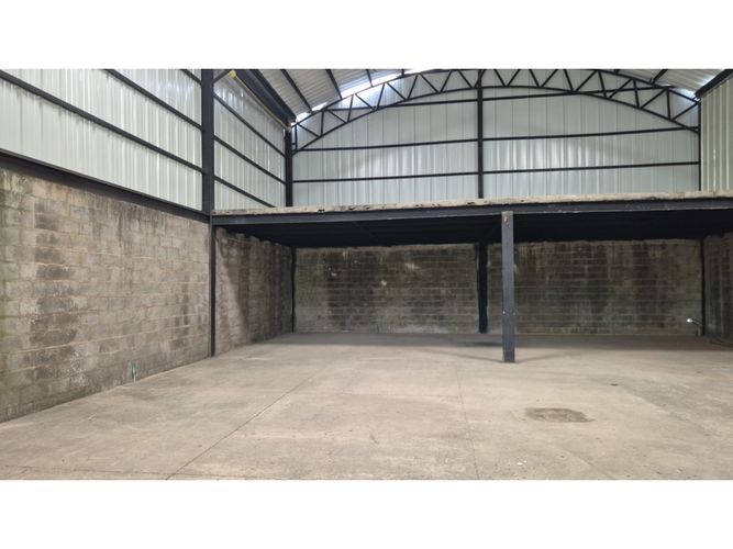 Bodega en arriendo en Arroyohondo, Yumbo, 1000 m² · foto 7 de 10