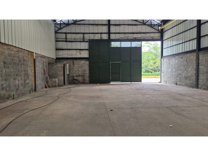 Bodega en arriendo en Arroyohondo, Yumbo, 1000 m² · foto 9 de 10