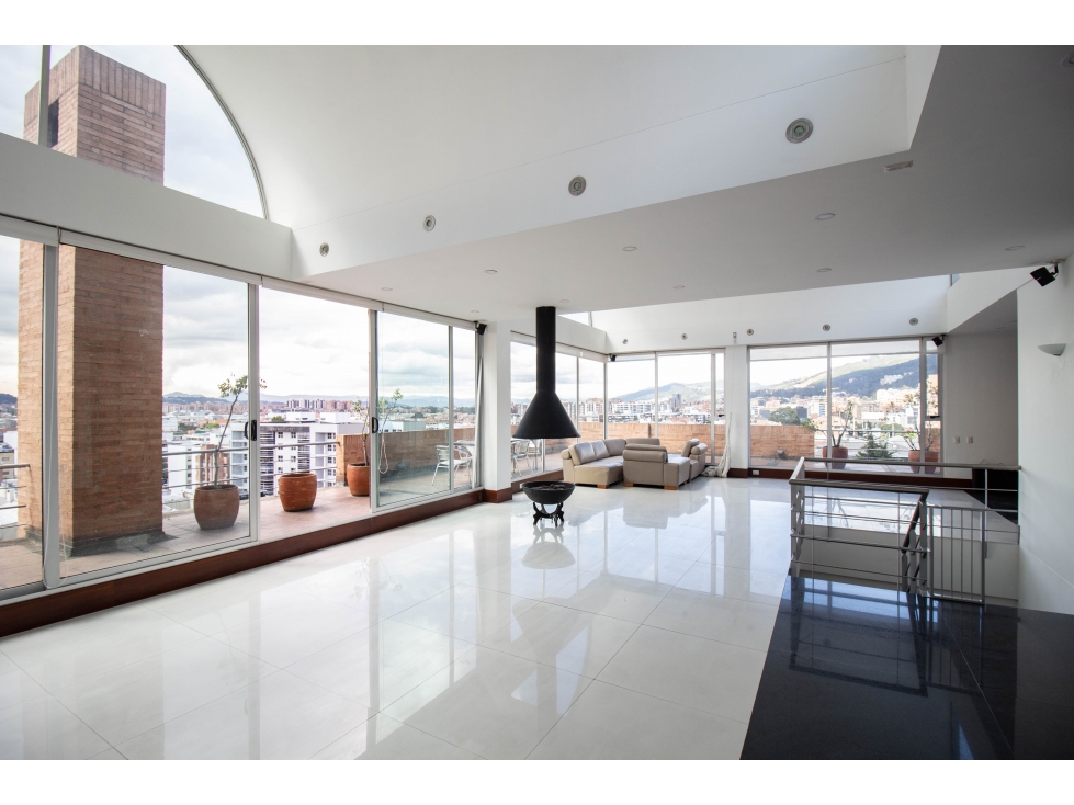 Apartamento en venta en Santa Barbara, Bogotá · foto 4 de 24