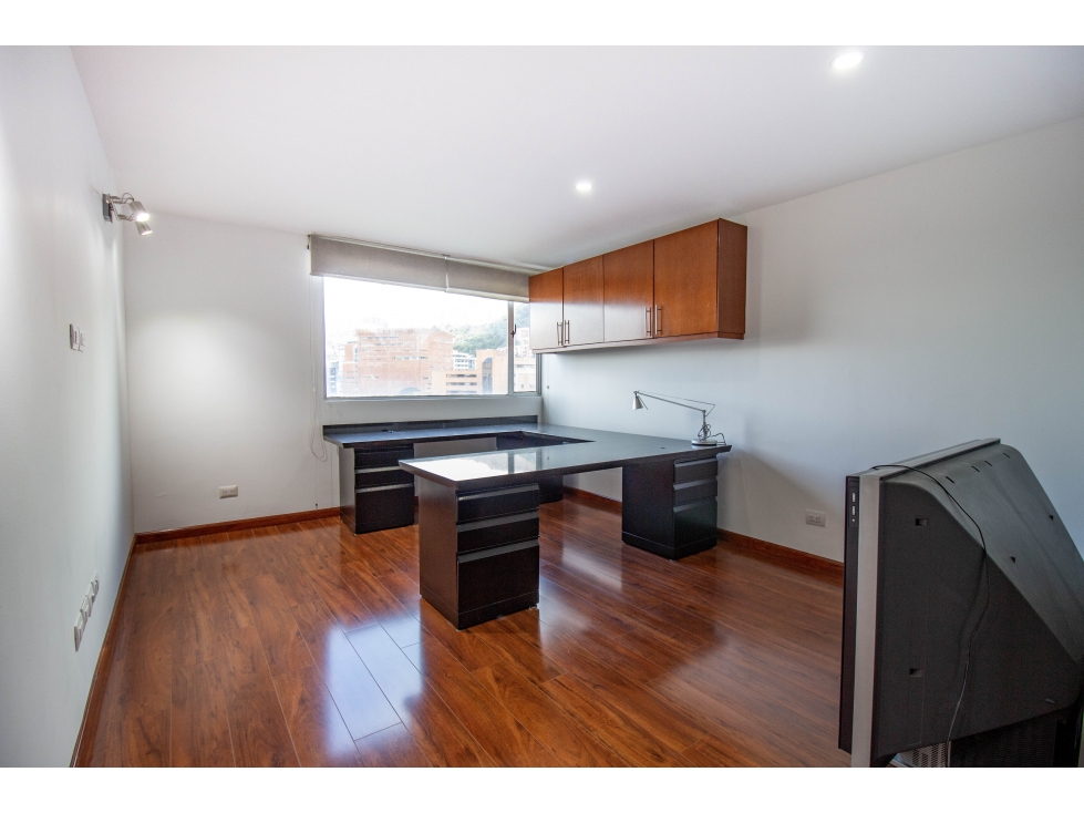 Apartamento en venta en Santa Barbara, Bogotá · foto 18 de 24