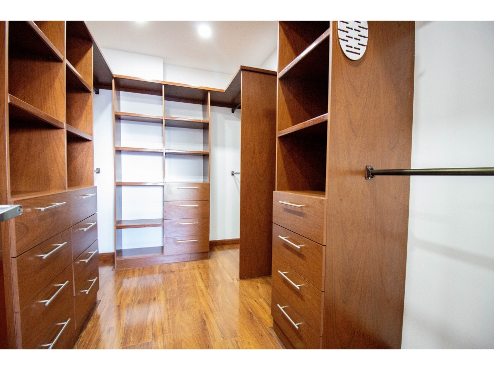 Apartamento en venta en Santa Barbara, Bogotá · foto 21 de 24