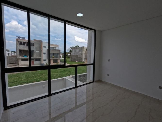Casa de 5 alcobas en venta en Calima, Palmira, 323 m² · foto 8 de 24